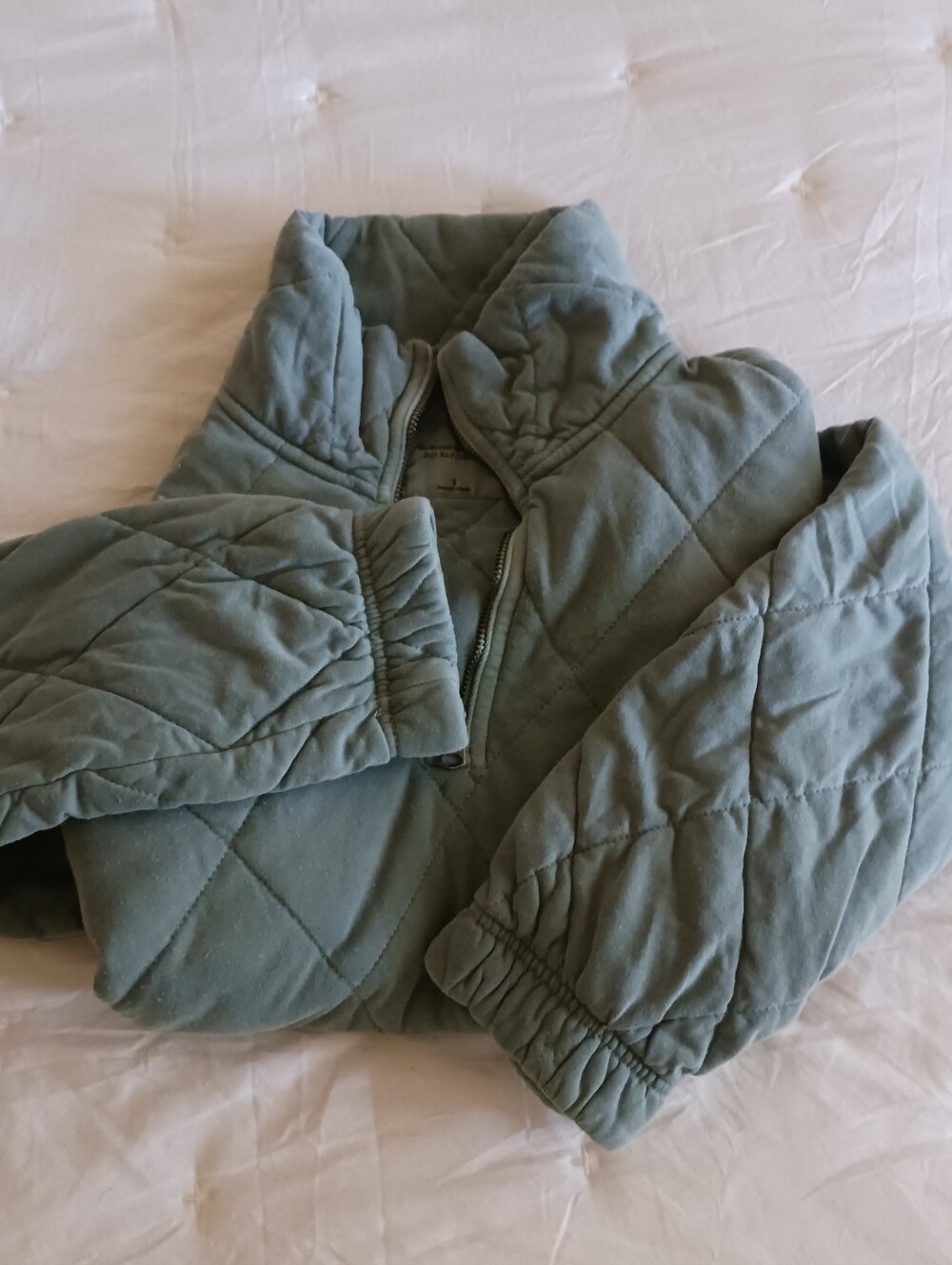 Abercrombie & Fitch Women's Quilted Puffer Jacket